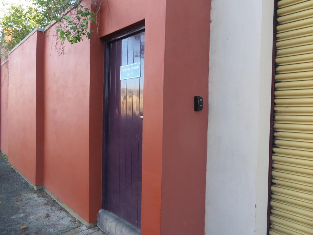Railway Retreat No4 Comberton Terrace Apartment คิดเดอร์มินสเตอร์ ภายนอก รูปภาพ